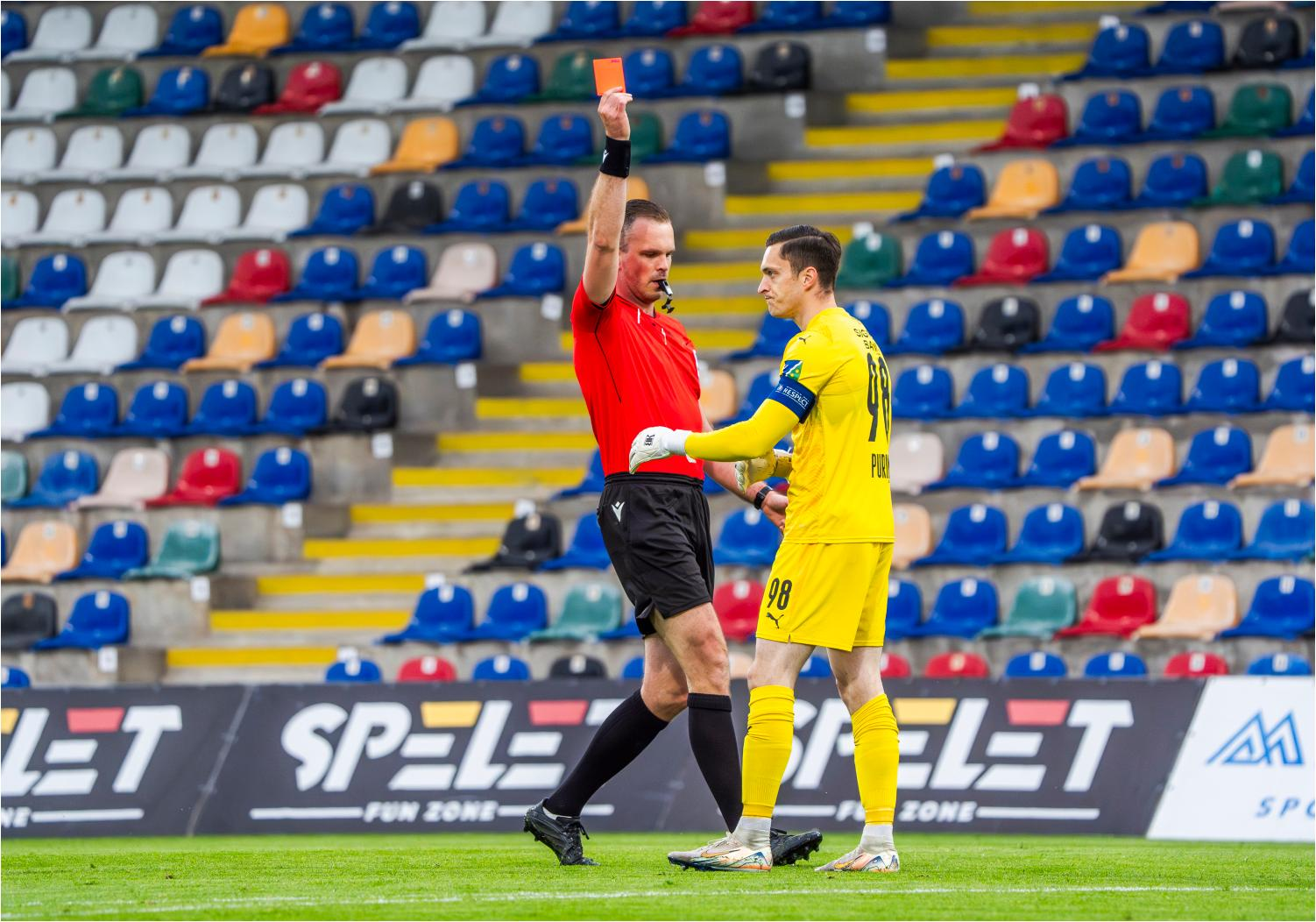 Riga FC punit Auda à neuf et reprend la tête de la Virslīga - L ...