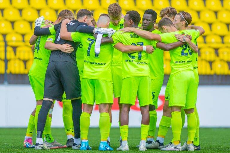 Survival at any cost: how the custodians of Lithuanian football struggle to steer their ship